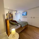 De Qua De La * Rovinj
