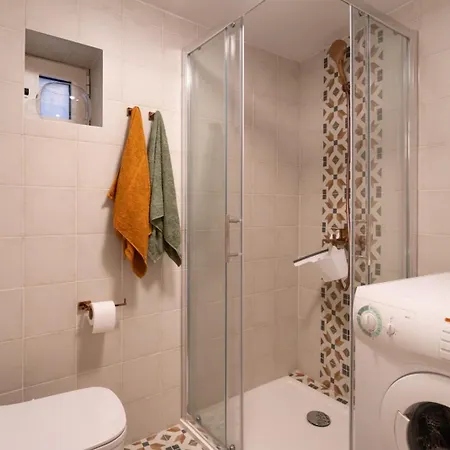 Apartman De Qua De La *